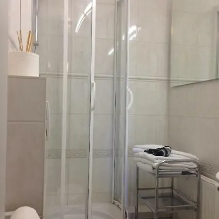 Cafe'seestrasse Guest house