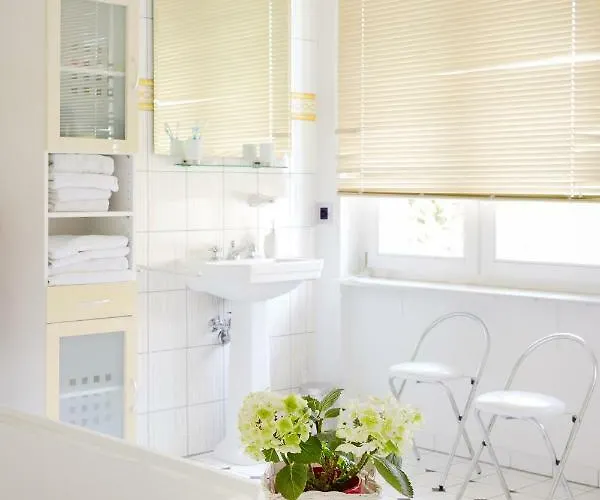 Guest house Cafe'seestrasse Magdeburg